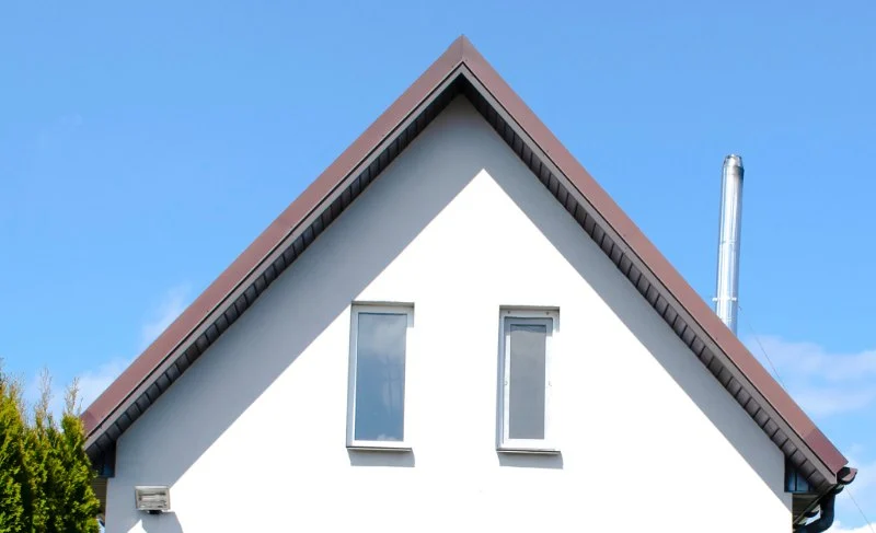 How Roof Pitch & Overhang Protect Exterior Walls: Key Benefits Explained