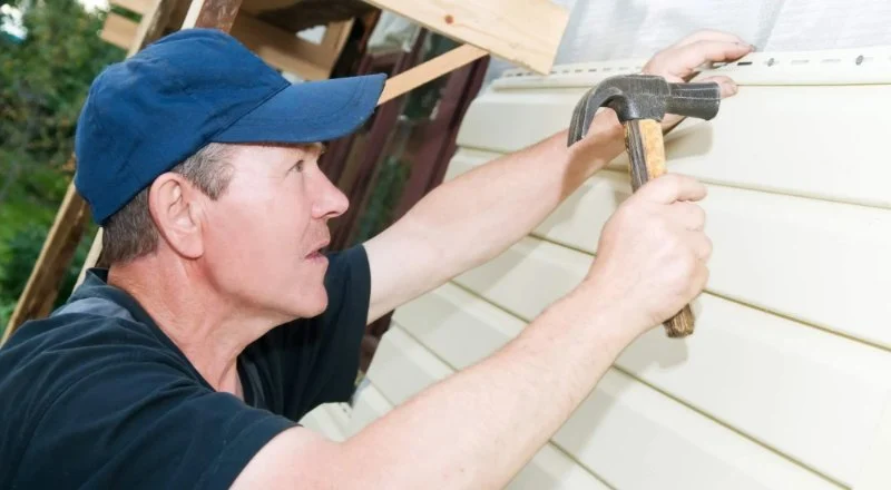 Siding Repair Tools & Materials Cost Guide: Save on Your Home Renovation