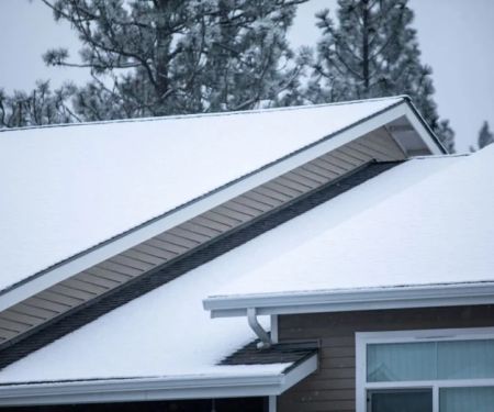 Best Roofing Underlayment for Homes with Ice & Snow Loads