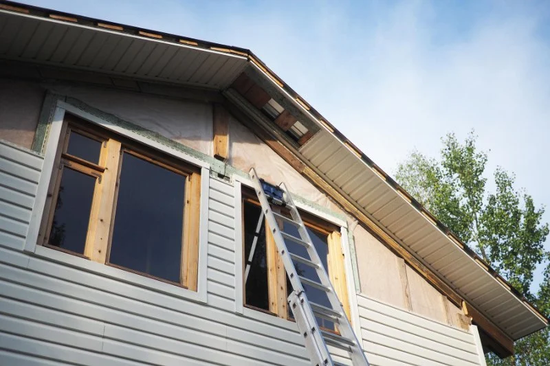Repairing Siding After Storm Damage: A Guide