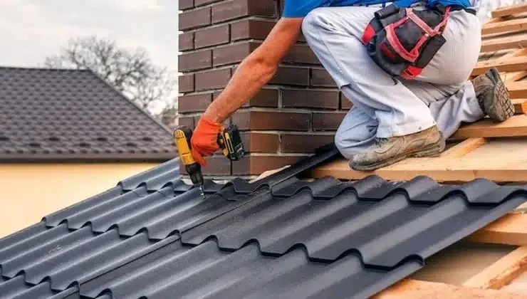 How to Choose Roofing Materials for Maximum Safety