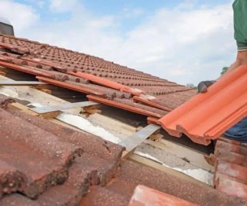 How to Detect Roofing Problems Before They Become Serious | Expert Tips for Homeowners