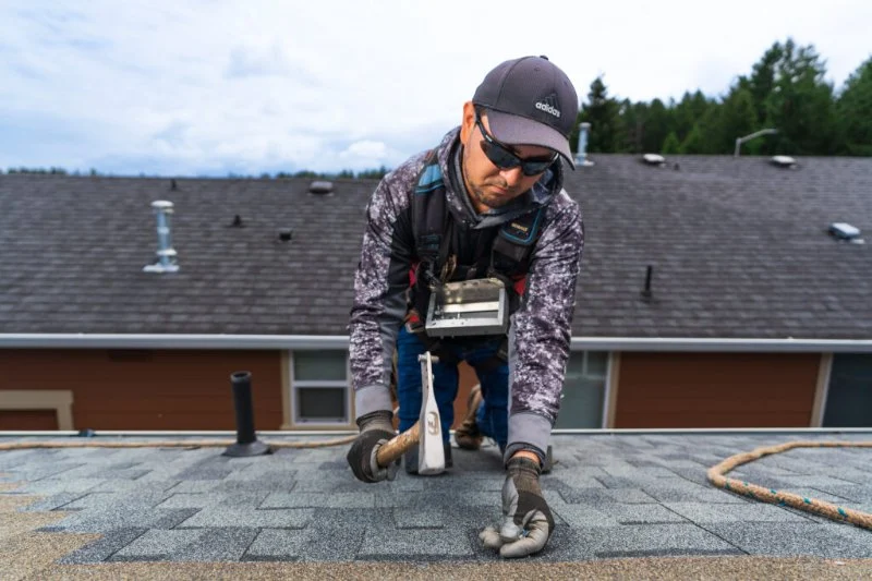 How to Maintain Your Roof Year-Round to Extend Its Lifespan