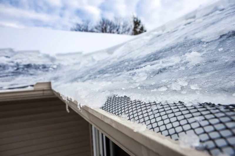 How to Maintain Roof Integrity During Extreme Weather