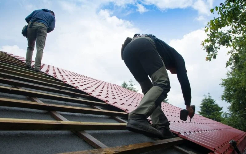 Why Professional Roof Repairs Last Longer Than DIY Fixes