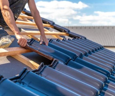 How to Choose Roofing Materials for Maximum Home Protection
